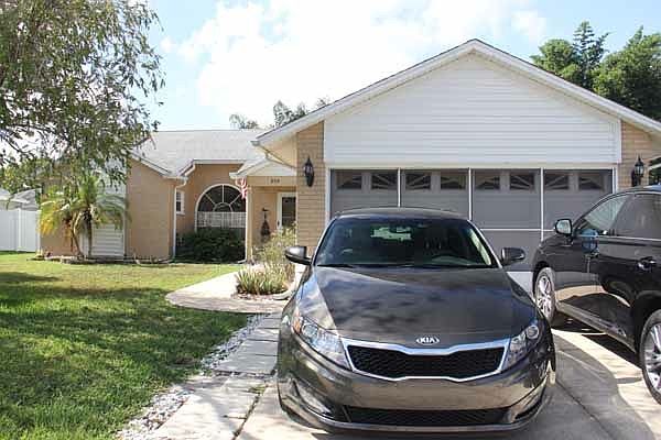 Exterior 3