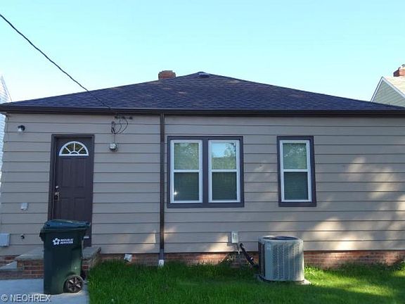 4th image of 1211 Clearview Ave