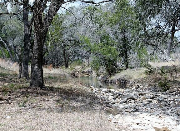 2nd image of Oak Meadow Ln