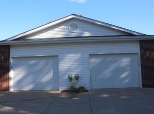 1317 E Ashman St, Midland, MI 48642