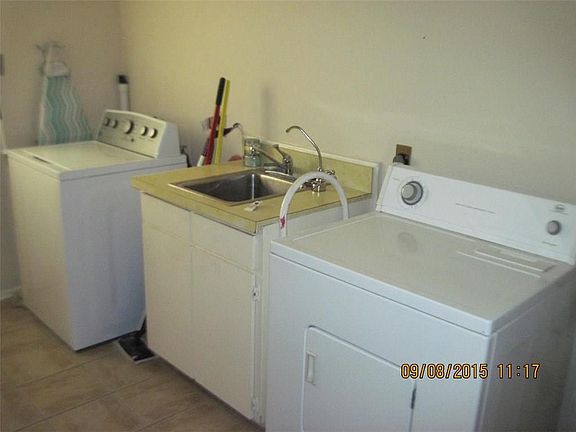 5th image of 1308 E Elm St