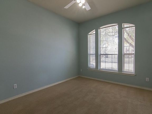 5th image of 3400 Dorchester Ct