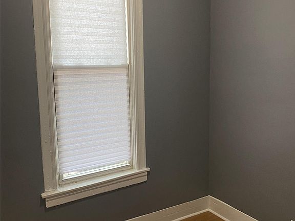 3rd image of 5743 S Hermitage Ave #2