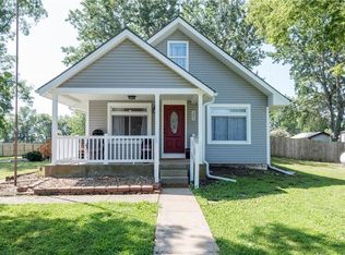 305 Elm St, Bucyrus, KS 66013