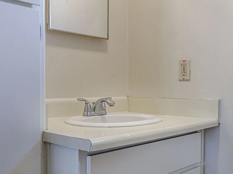 522 Sierra Dr — Photo 11