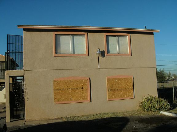 2nd image of 2950 E ATLANTA Avenue