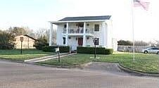 1st image of 300 David Davis Dr