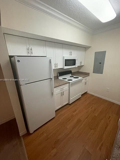 1st image of 201 SW 116th Ave #22103