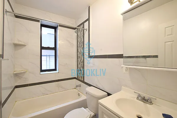 Rented by null | media 30