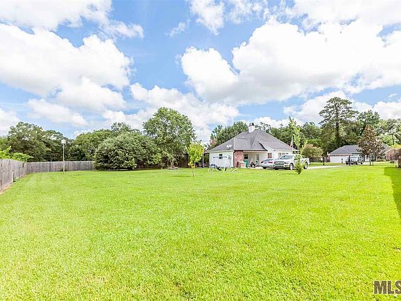 2nd image of 10188 Summerfield Dr