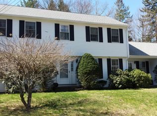 8 Townsend Cir, West Boylston, MA 01583