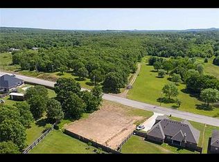 621 Deerwood Dr, Greenwood, AR 72936