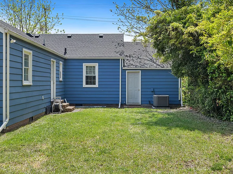 408 E Little Creek Rd — Photo 30