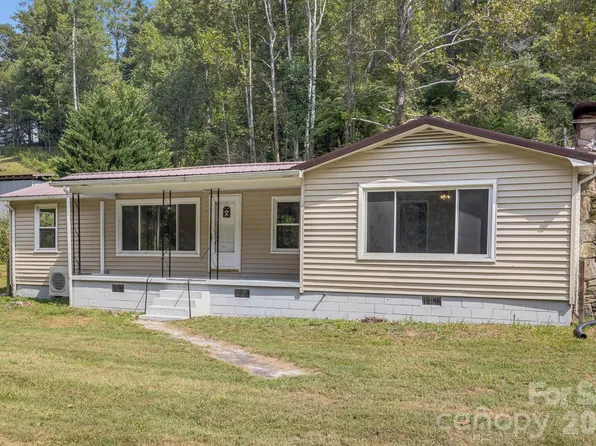 4078 State Highway 208, Marshall, NC 28753