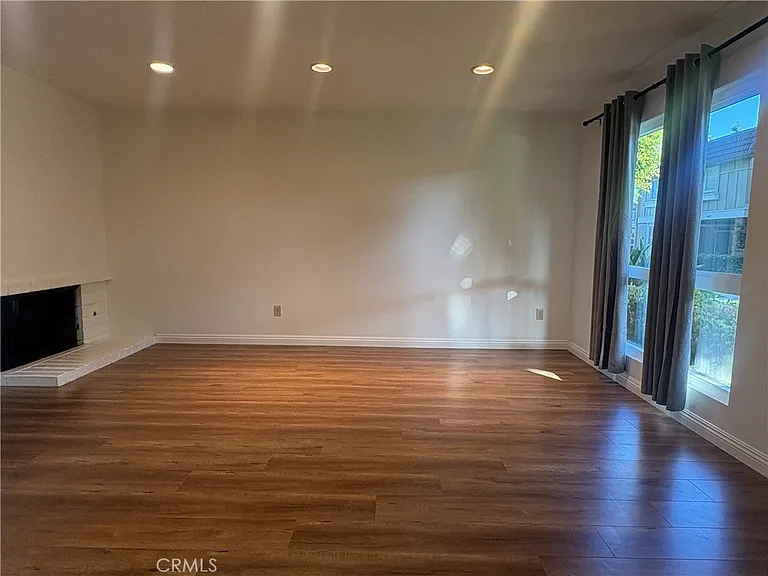 6802 Pritchard Way — Photo 2