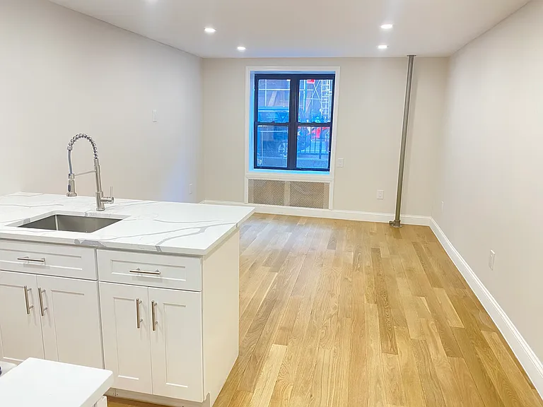 123 W 81st St #BF — Photo 10