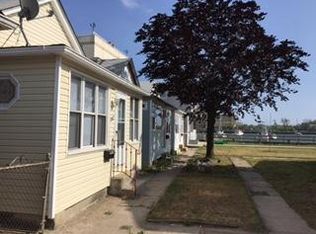 17 Waldane Ct, Brooklyn, NY 11235