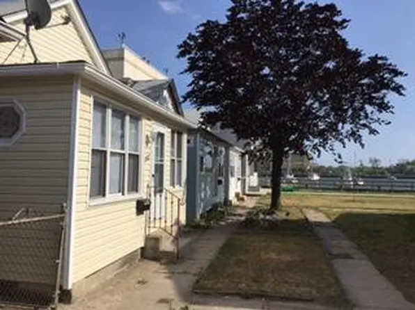 18 Bogardus St, Brooklyn, NY 11235