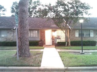 1102 W Tri Oaks Ln APT 103, Houston, TX 77043