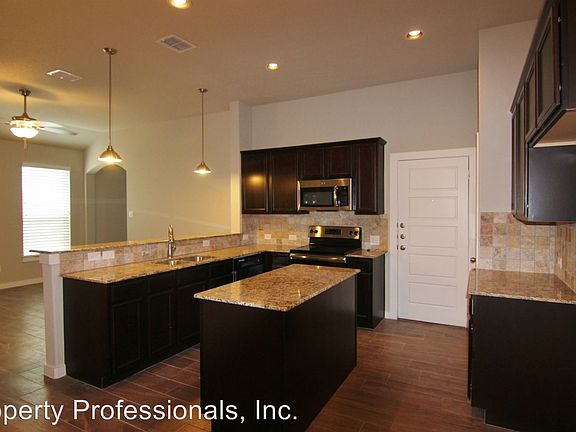 4th image of 525 Creekside Frst