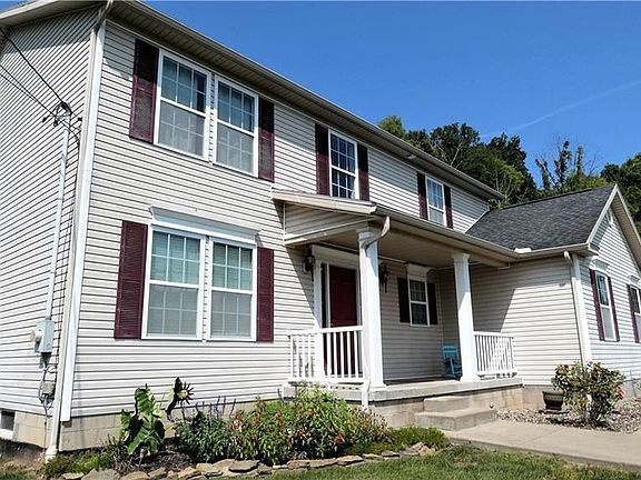 3rd image of 45 Pin Oak Dr