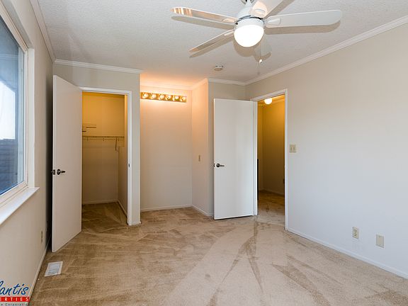 5th image of 260 Tradewinds Ct APT 3