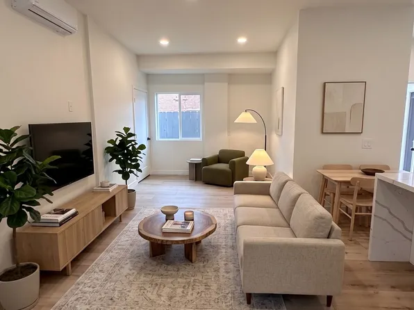 4212 J St #4216, San Diego, CA 92102