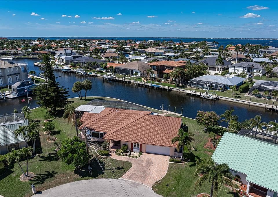 1st image of 2194 Bayou Rd