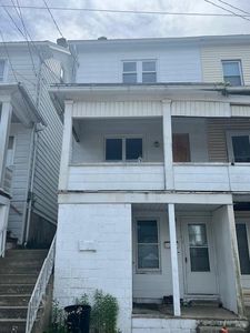 362 W Abbott St, Lansford, PA, 18232