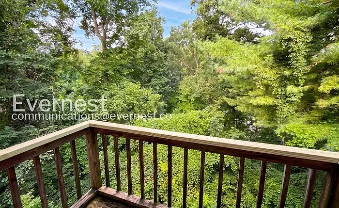 154 Goodson Ave #B — Photo 9