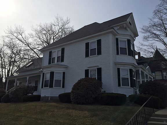 2nd image of 365 Nashua St