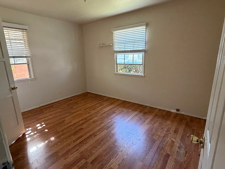 9972 Bogue St — Photo 7