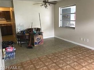 4th image of 1179 Laurel Dr
