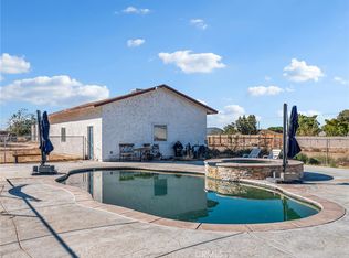 14798 Dos Palmas Rd, Victorville, CA 92392