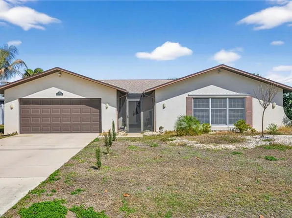 2243 Everest PKWY, CAPE CORAL, FL 33904