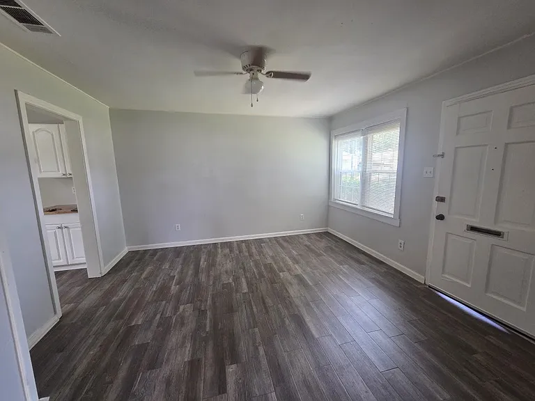 113 Magnolia Ct #113 — Photo 3