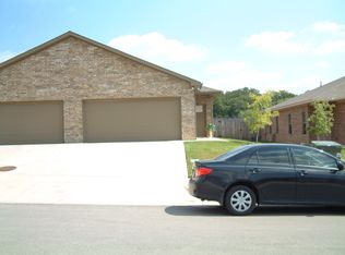 943 Sylvia St, Weatherford, TX 76086