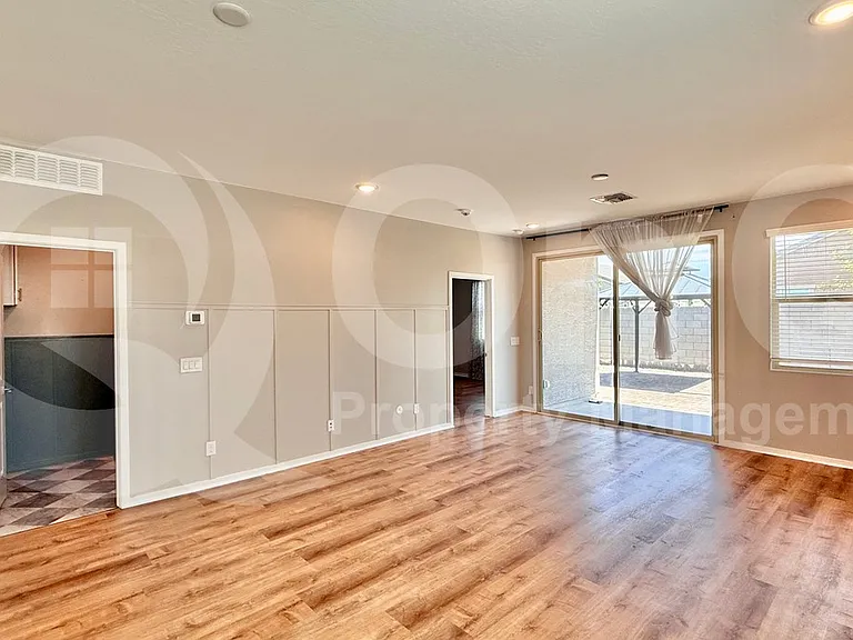 40451 W Shaver Dr — Photo 7