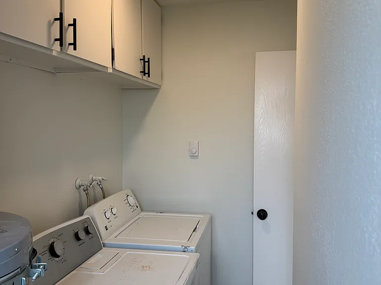 2330 I St NE #1 — Photo 12