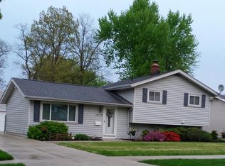 13716 Havendale Dr, Brookpark, OH
