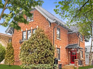 2220 E Newberry Blvd, Milwaukee, WI 53211