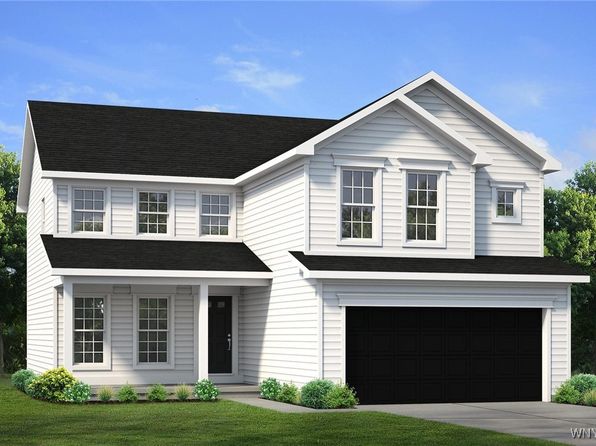 6451 Pincherry Way, Lake View, NY 14085