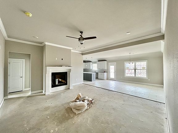 3rd image of 2202 Kathryn Ln