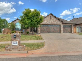 16812 Hardwood Pl, Edmond, OK 73012