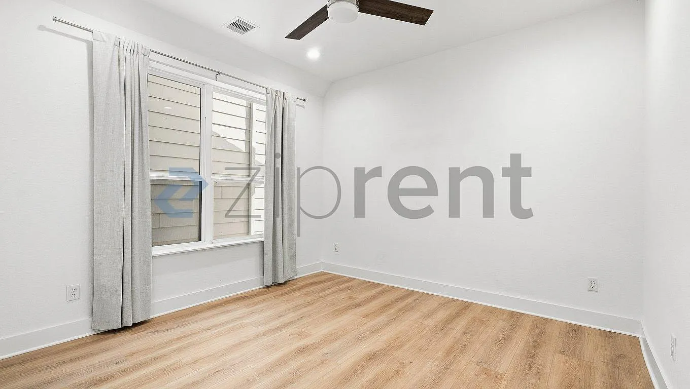 3 bed, 3.5 bath, 1807 sqft, $2,800 — Photo 4