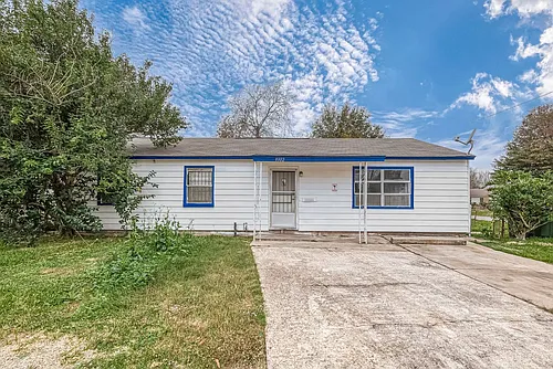 9302 Fairland Dr Photo 1