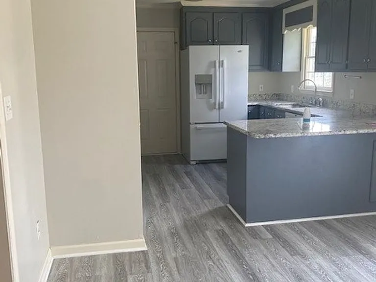 105 Labonte Dr — Photo 8