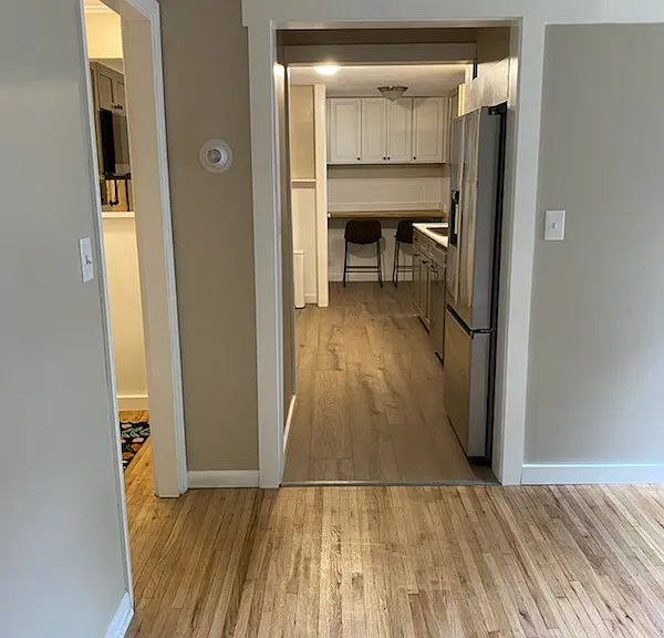 9100 Main St #4 — Photo 11