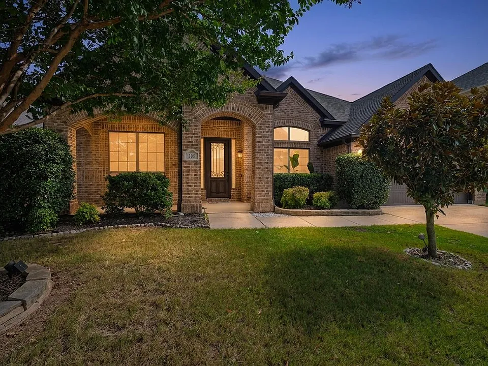 305 Dorset Ct