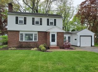 125 Sydenham Rd, Rochester, NY 14609